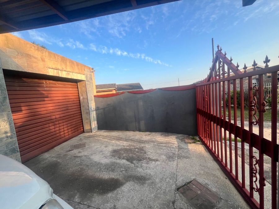 To Let 1 Bedroom Property for Rent in Groeneweide Park Western Cape